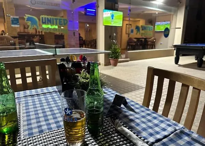 Aqua Tropical Cosy 2 Bedroomed Flat * Hurghada