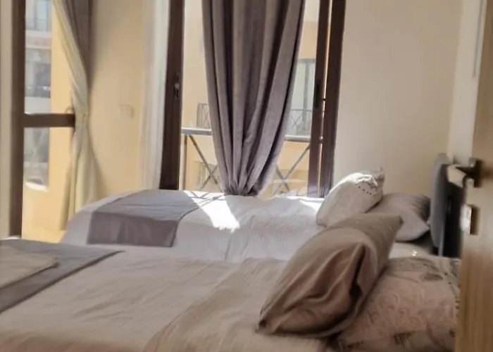 Aqua Tropical Cosy 2 Bedroomed Flat * Hurghada