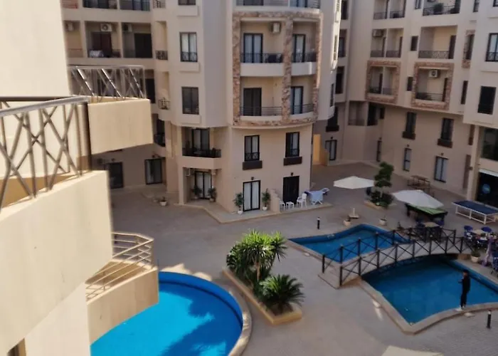 Aqua Tropical Cosy 2 Bedroomed Flat * Hurghada
