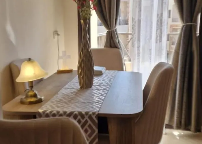 Aqua Tropical Cosy 2 Bedroomed Flat Apartamento Hurghada