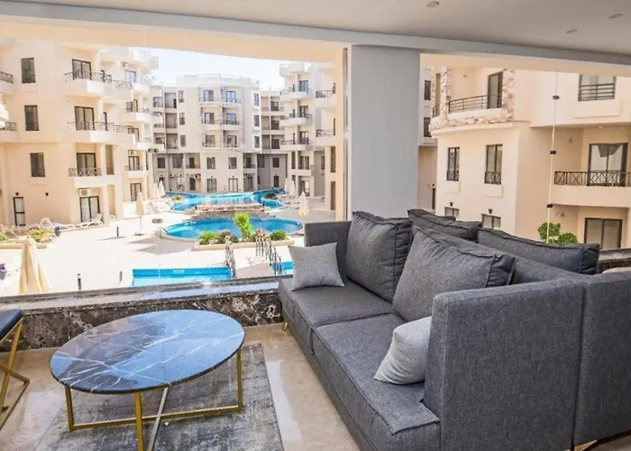 Aqua Tropical Cosy 2 Bedroomed Flat Hurghada