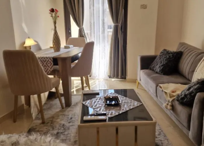 Aqua Tropical Cosy 2 Bedroomed Flat Apartamento *