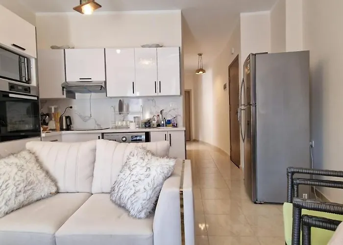 Aqua Tropical Cosy 2 Bedroomed Flat Apartamento *